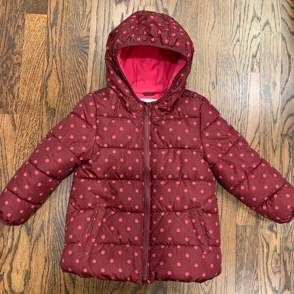 Old Navy polka dot winter jacket. Size 5T.